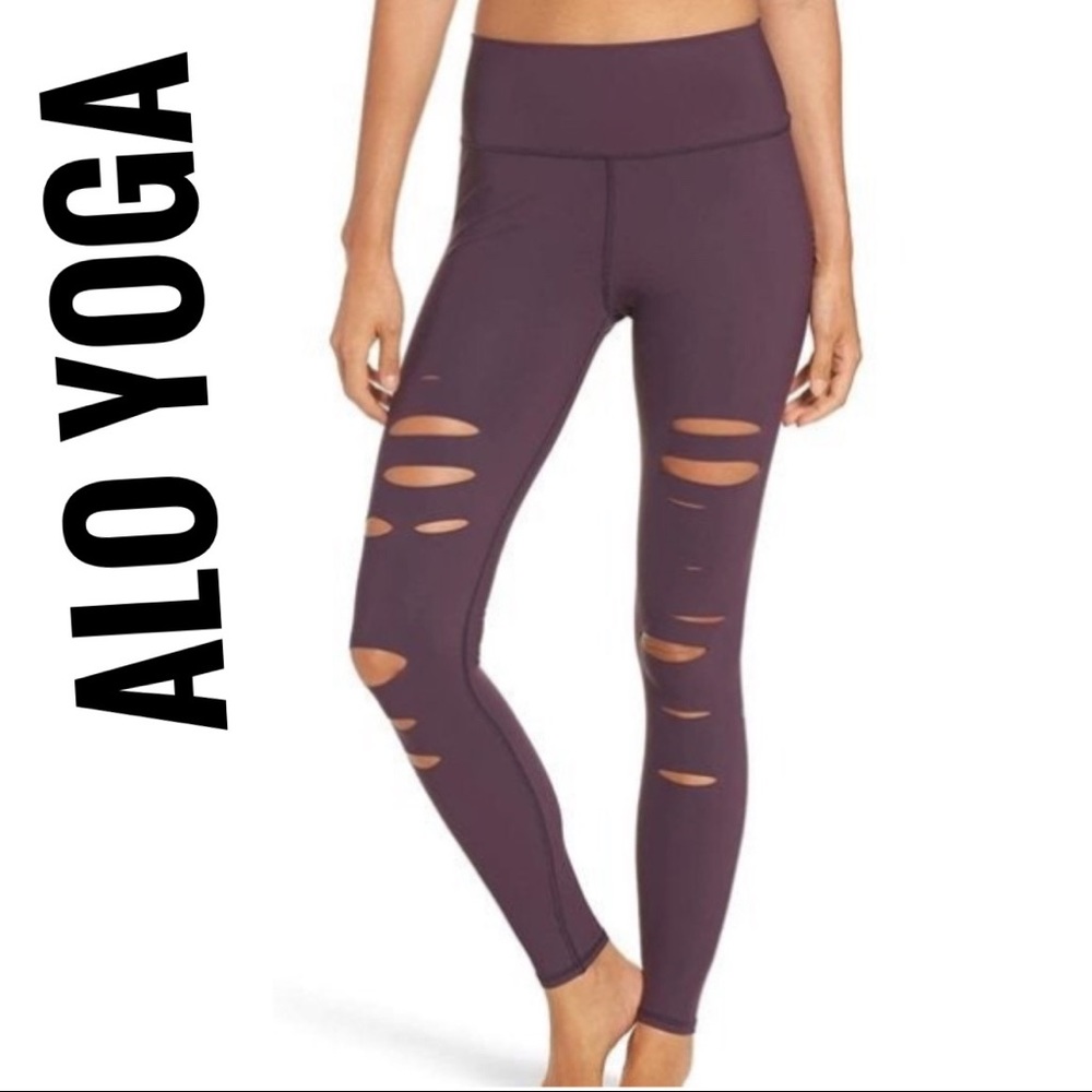 NWOT Alo Yoga High Waisted Slashed Leggings Plum